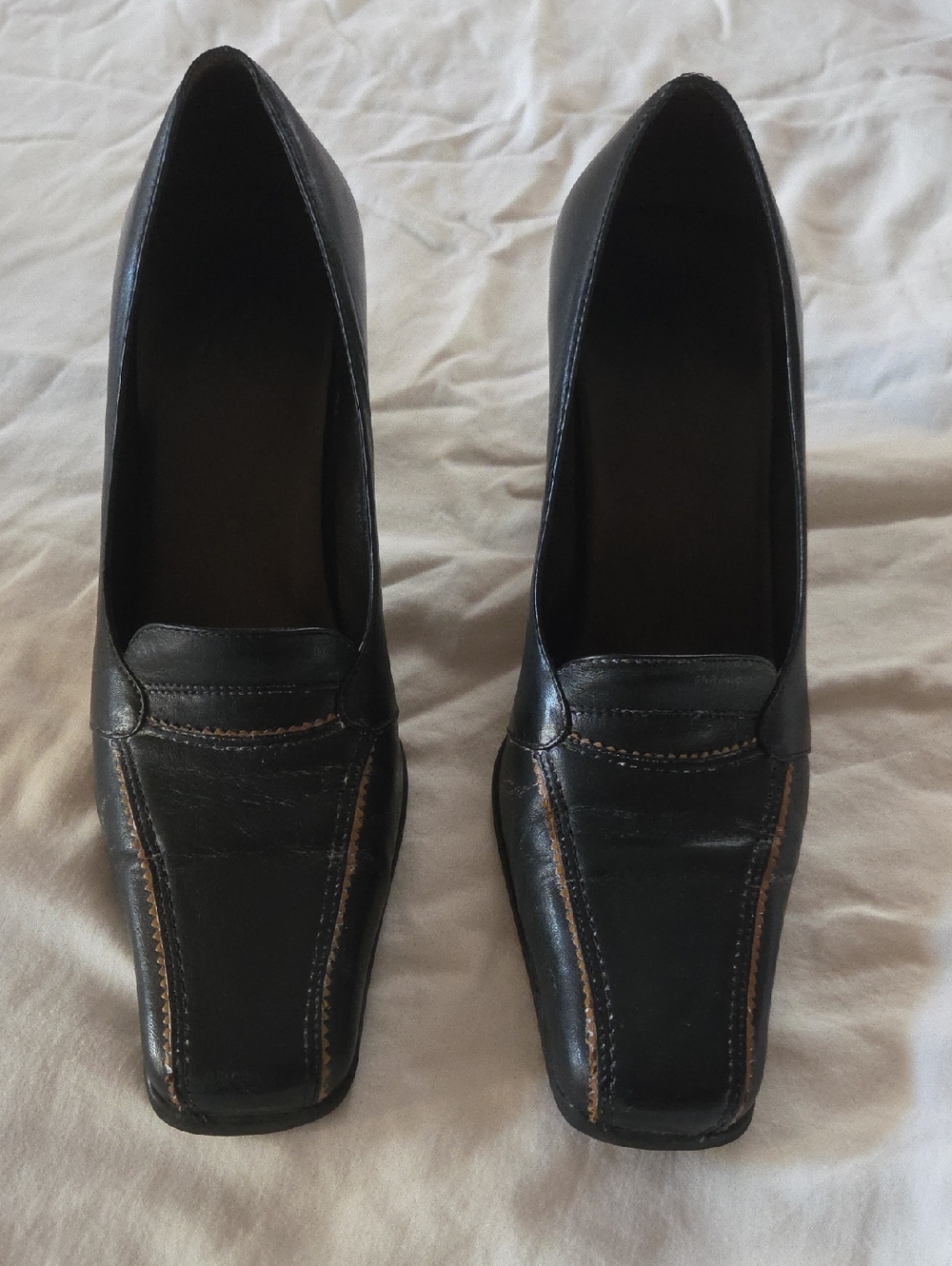 A. Marinelli Women's 3" Loafer With Sleek Toe Design.  Women's 7